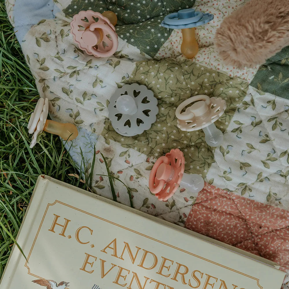 FRIGG Fairytale X H.C. Andersen - Ole Lukoie