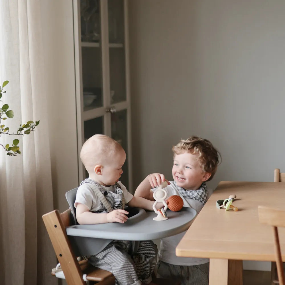 Mushie HexaPop sanselegetøj