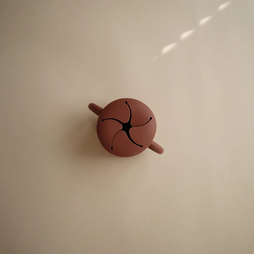 Mushie silikone snack kop