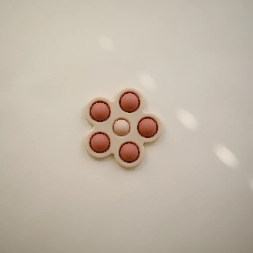 Mushie sanselegetøj - Blomst