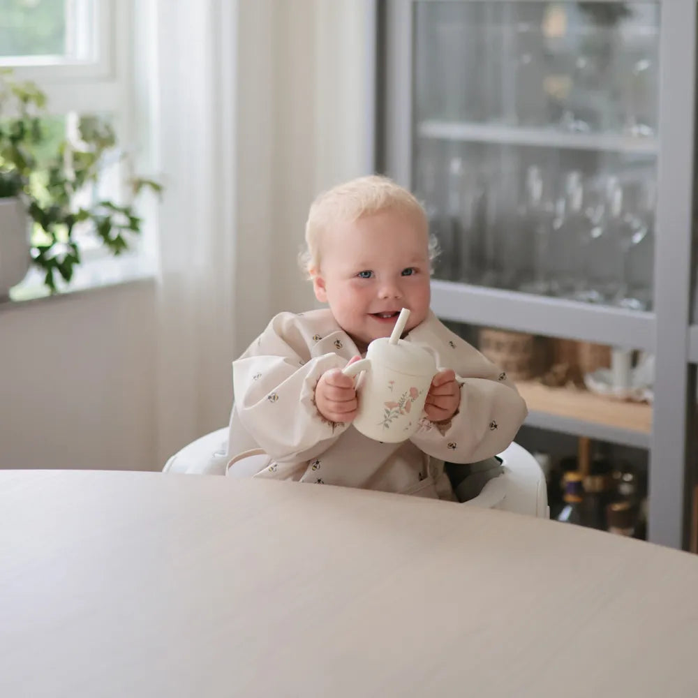 Mushie silikone træningskop med sugerør