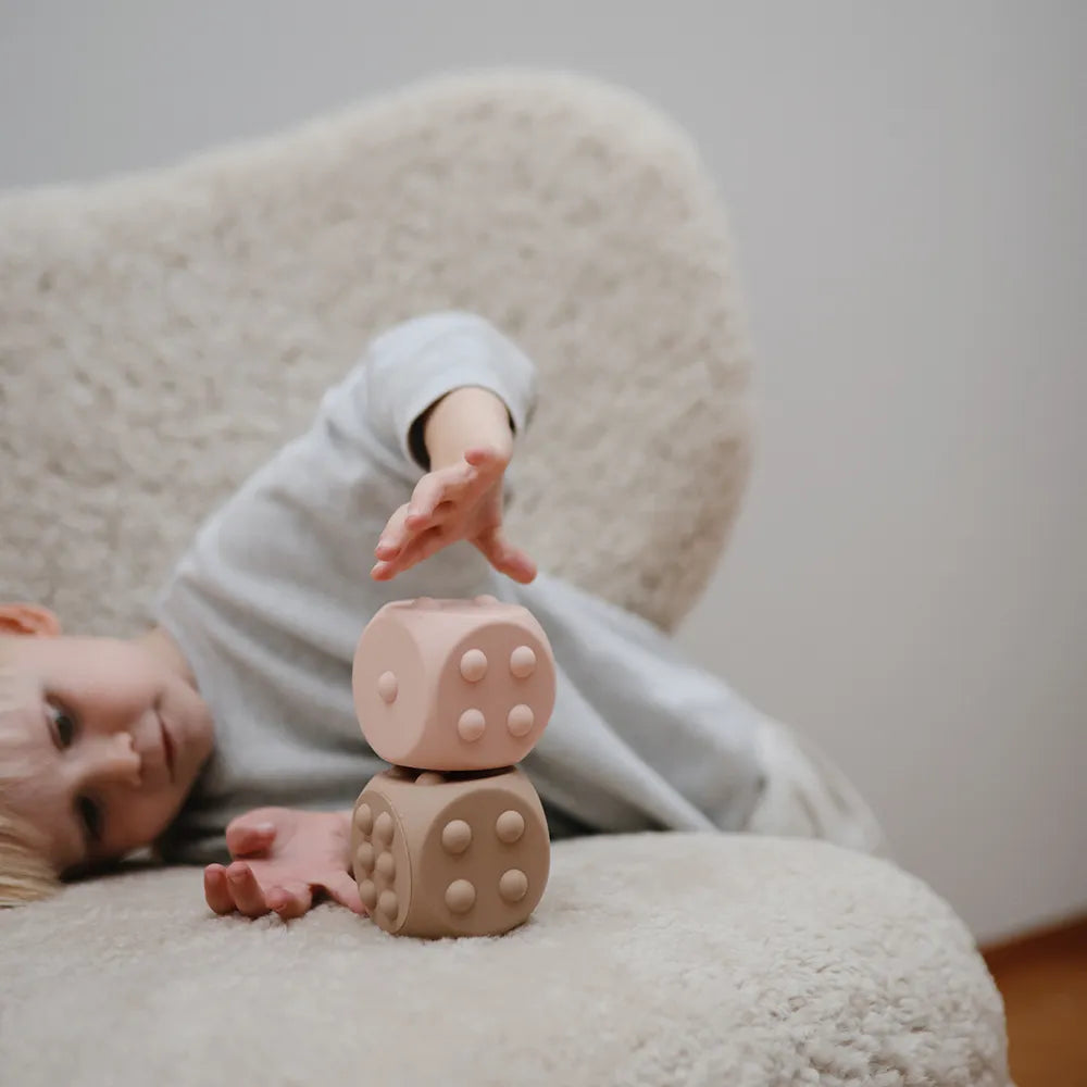 Mushie sanselegetøj - Terninger, 2-pak