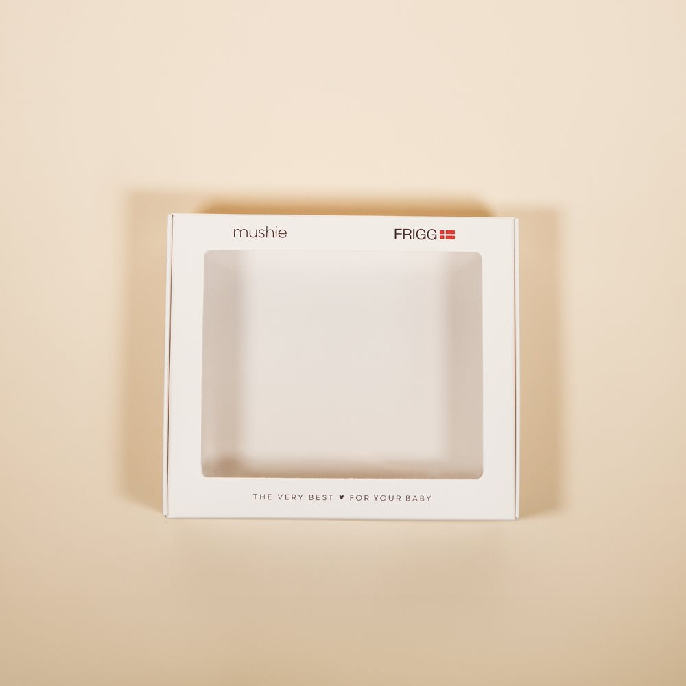 FRIGG og Mushie gaveæske med vindue