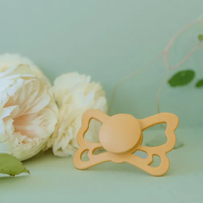 FRIGG Butterfly - Pale Daffodil