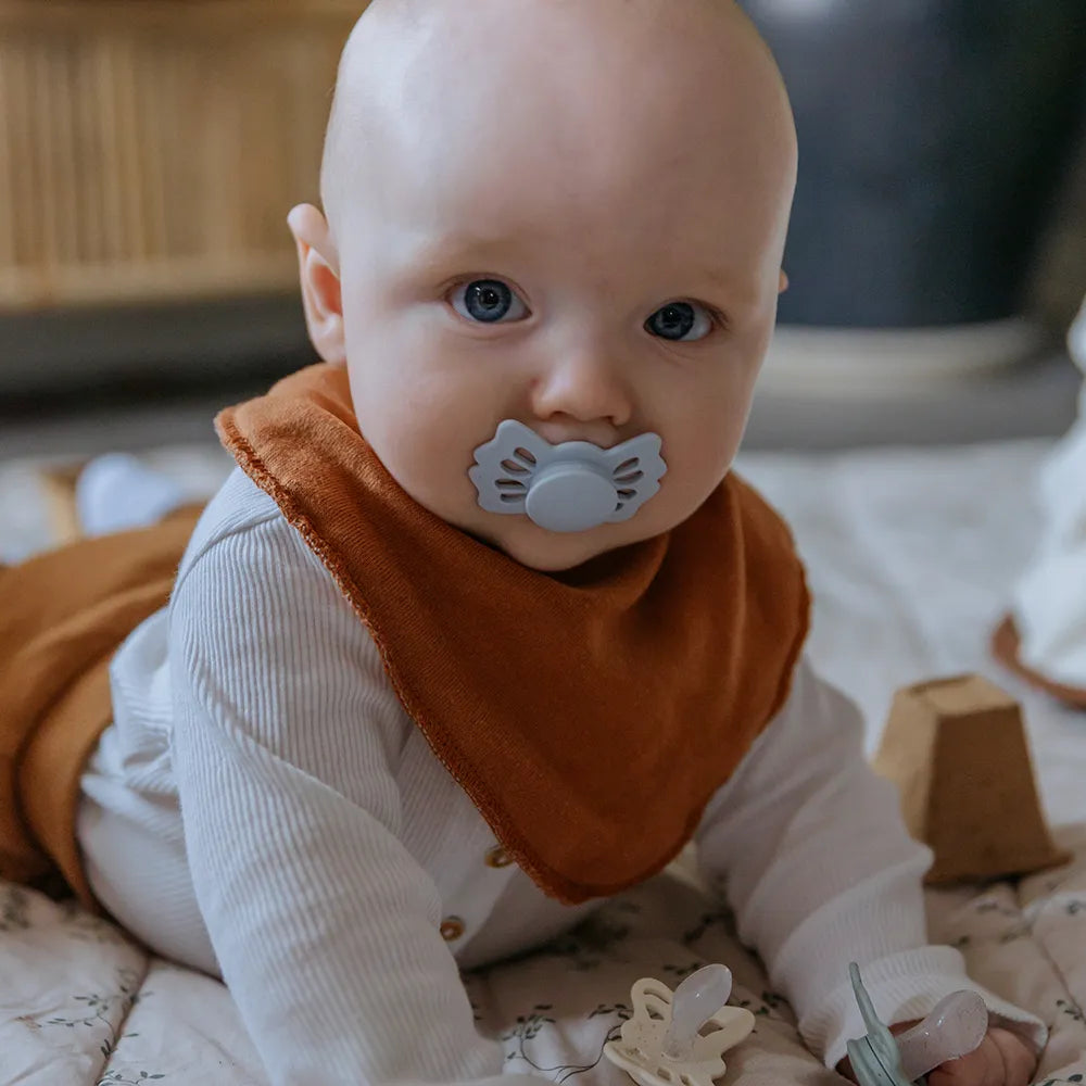 FRIGG Baby's First Pacifier - Moonlight Sailing