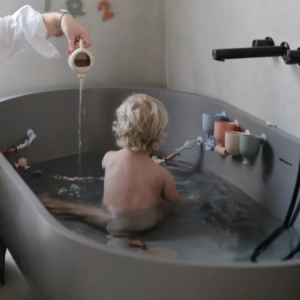 Mushie badelegetøjssæt - Pour & Play