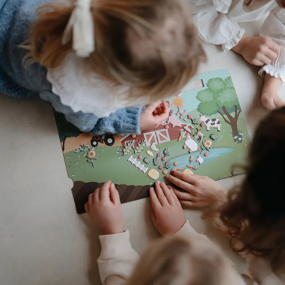 Mushie aktivitetsbog med klistermærker