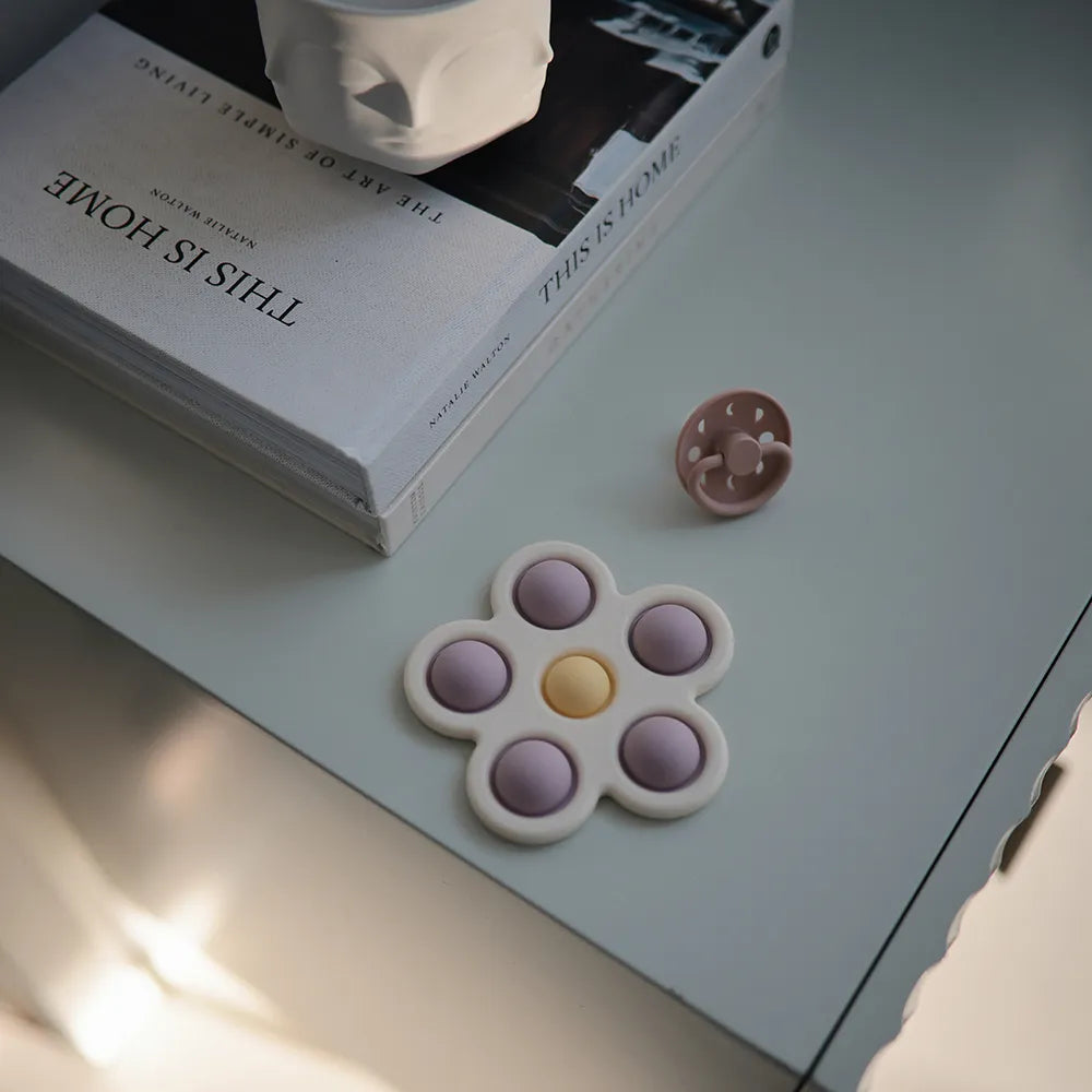 Mushie sanselegetøj - Blomst