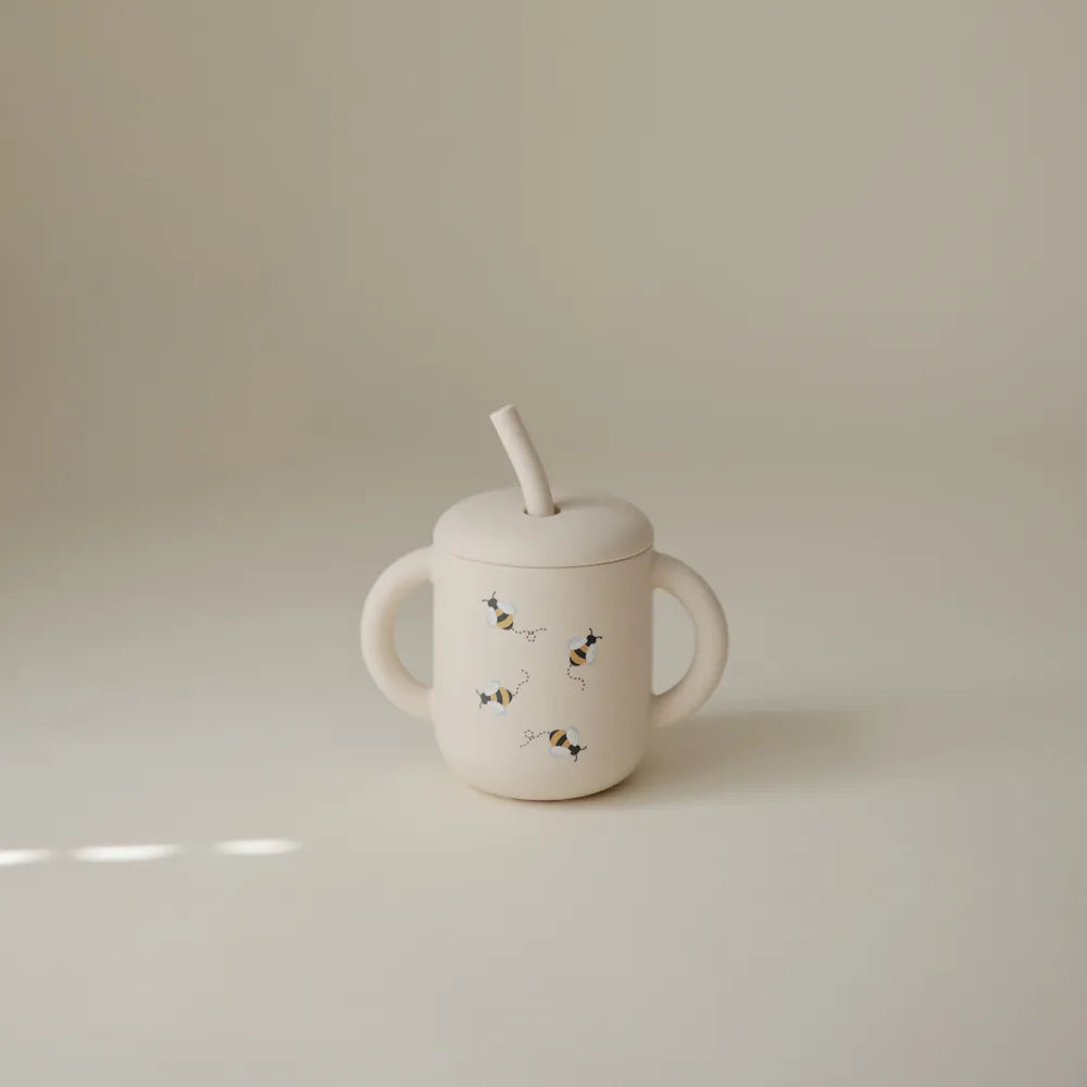 Mushie silikone træningskop med sugerør