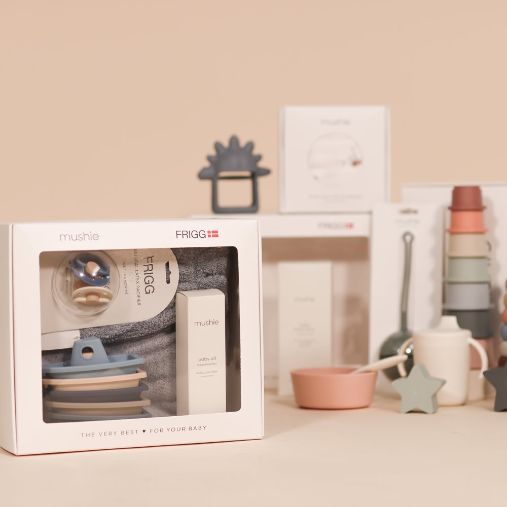 FRIGG og Mushie gaveæske med vindue