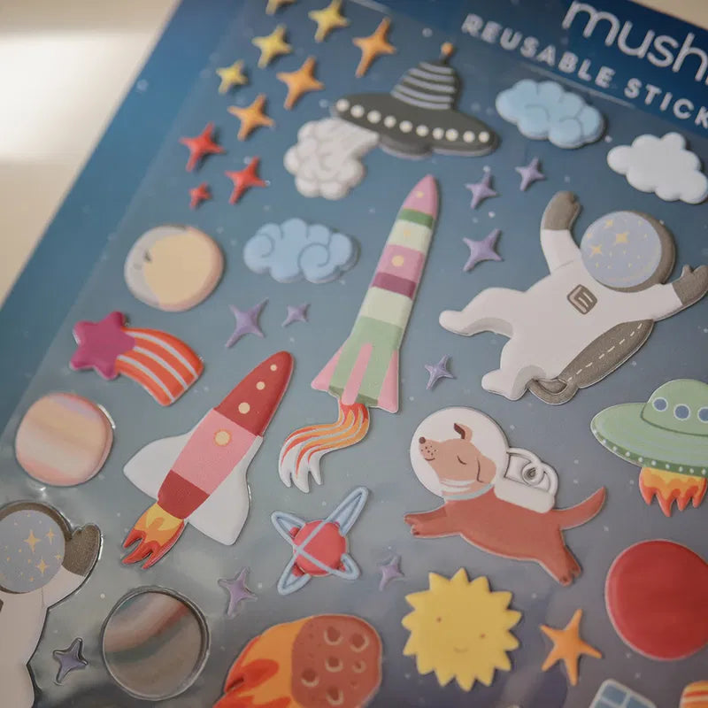 Mushie aktivitetsbog med klistermærker